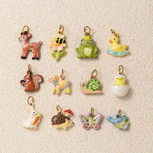 Stainless Steel Animal Pendants Enamel Chick Bee Deer Snail Charms Vacuum Plated Gold Figaro Paperclip Chain Necklaces DIY Jewelry Making Accessories
