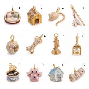 Zwölfteiliges Set aus Emaille-Anhängern mit Tiermotiven, Perlen und Goldfinish für Schmuck
