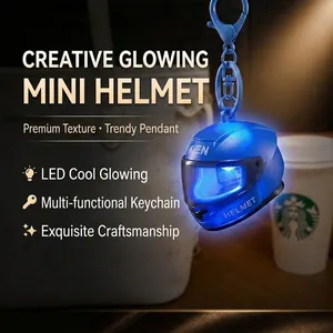 Portachiavi creativo a forma di mini casco da moto blu brillante con luce a LED