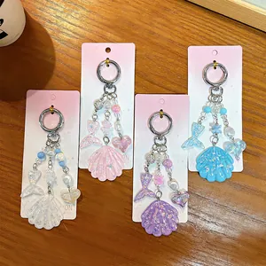 Lot de porte-clés mignons en acrylique avec coquillages, queues de poisson et cœurs étincelants