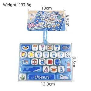 Colgante de juguete fidget de teclado mecánico de océano azul para aliviar el estrés