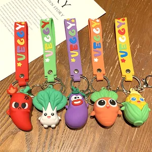 Llavero de Verdura de Simulación Creativa Lindo Dibujo Animado Zanahoria Chile Berenjena Maíz Col Colgante de PVC Decoración de Bolsa Regalo Día del Niño