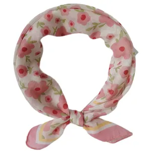 Elegante foulard quadrato con stampa floreale per donna bandana in cotone leggero accessorio