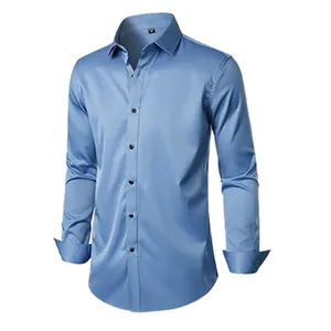 Chemise homme à manches longues coupe ajustée en tissu bleu clair élégant pour le bureau.