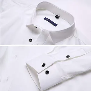 Détails d'une chemise blanche à manches longues pour hommes, coupe ajustée business