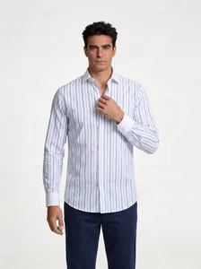 Camicia professionale da uomo a maniche lunghe con collo Windsor e righe blu scuro