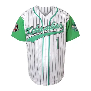 Vue détaillée du maillot de baseball à rayures Kekambas Hardball avec manches vertes.