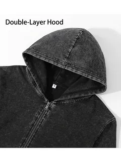 Dettaglio dell'esclusivo design a doppia felpa con cappuccio in cotone grigio antracite
