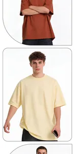 Detail view of 250g heavyweight cotton oversized t-shirt with drop shoulder for men