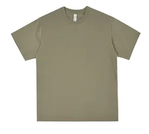 Vista frontale di una t-shirt oversize in cotone pesante 260g in verde oliva opaco