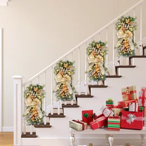 Guirlandes de Noël à LED pour la décoration de rampes d'escalier intérieures
