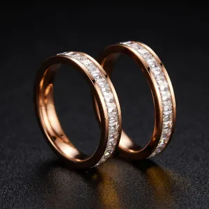 Titanium Steel Eternity Ring For Women Pave Rhinestone Inlaid Fashion Jewelry Niche Design High End Hand Jewelry