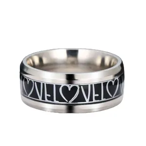 Bague minimaliste en acier inoxydable pour homme avec gravure de cœur et mot LOVE