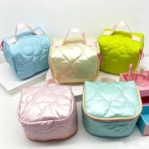 Quilted Heart Cosmetic Makeup Bag Polyester Portable Travel Toiletry Organizer Cute Macaron Storage Pouch For Women