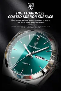 Primer plano del reloj de cuarzo de lujo Poedagar para hombre con esfera verde y acero.