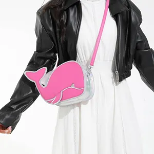 Borsa a tracolla per bambini a forma di balena rosa con accenti olografici argento