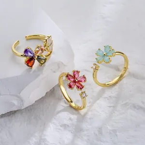 Messing Verguld 18K Goud Zirkonia Bloem Open Ring Voor Vrouwen Verstelbaar Minimalistisch Elegant Mode Sieraden Cadeau