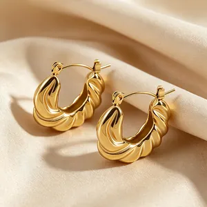 Twisted Hoop Ohrringe 18K Vergoldet Edelstahl Geometrische Croissant C-Förmige Minimalistische Schmuck Für Damen
