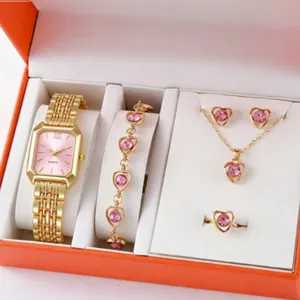 Elegante goudkleurige horloge- en sieradenset met roze hartjes voor dames in doos