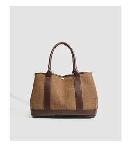 Élégant sac cabas en laine à chevrons marron avec détails en cuir pour femme
