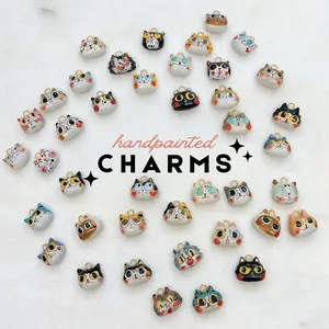 Varietà di ciondoli gatto dei cartoni animati dipinti a mano con ganci placcati oro 14K per DIY