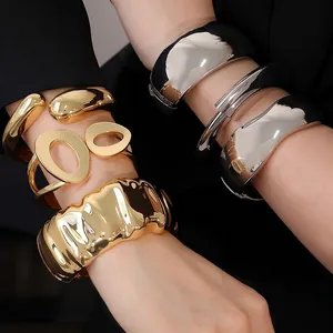 Brazalete Irregular de Aleación de Estilo Europeo Americano para Mujer Oro Plata Galvanizado Geométrico de Ondas Apertura de Resorte Joyería de Brazo