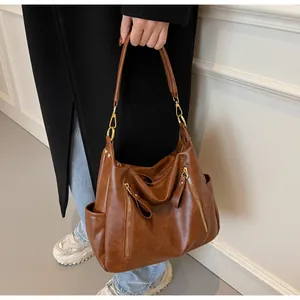 Vintage brown large capacity hobo bag with gold zippers for women's autumn winter fashion