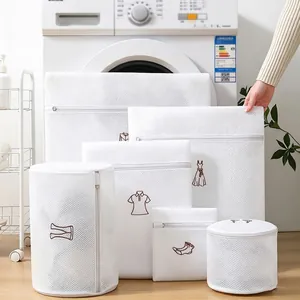 Lot de 6 filets à linge en maille blanche avec icônes brodées pour machine à laver