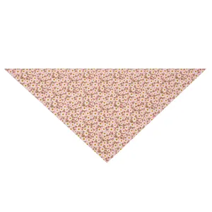 Detalle del pañuelo de algodón rosa para mascotas con estampado floral de margaritas