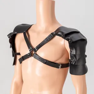 Armadura medieval de hombro en cuero negro estilo Renacimiento para cosplay de vikingo