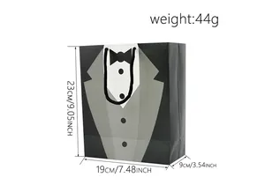 Vista dettagliata del sacchetto regalo smoking, dimensioni 23x19x9cm, peso 44g