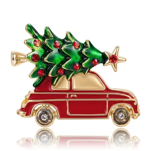 Broche de Árbol de Navidad Creativo Aleación Esmalte Coche Rojo Pin Diamante de Imitación Fiesta Festiva Ropa Mujer Joyería Accesorio