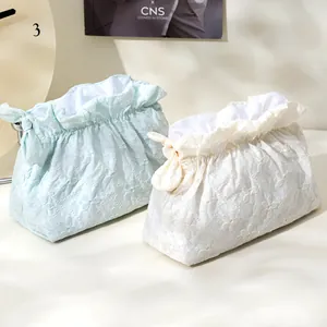 Eleganti trousse da viaggio plissettate in jacquard floreale in stile francese chic