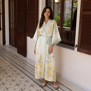 Peignoir Kimono Élégant en Satin de Mousseline Imprimé Floral pour Femme Col en V Chemise de Nuit Longue Robe de Chambre