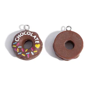 Abalorios de resina con forma de dona de chocolate marrón y virutas para hacer joyas DIY