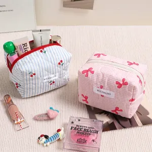 Neceser Acolchado Bolsa De Almacenamiento Cosmética De Viaje Portátil Estilo Coreano Organizador Para Mujeres Cereza Lazo