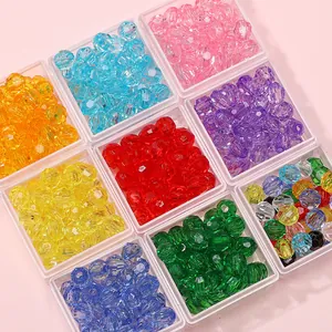 Set perline sfaccettate in acrilico multicolore per gioielli fai da te in scatole trasparenti