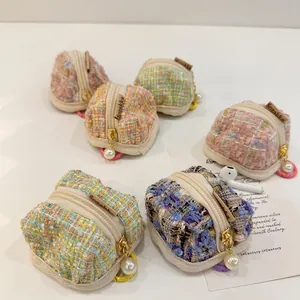 Custodia per Auricolari Senza Fili in Tweed a Quadretti per AirPods Piccola Borsa Portatile Con Cerniera e Ciondolo a Perla Donna