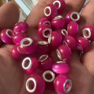 Magenta kattenoog kralen met zilveren kernen voor het maken van DIY sieraden en armbanden