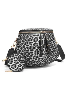 Grau-schwarze Bauchtasche mit Leopardenmuster, passender Münztasche und Goldreißverschluss