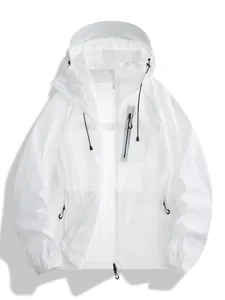 Weiße leichte Kapuzen-Sonnenschutzjacke mit Kordelzug in der Taille und Taschen