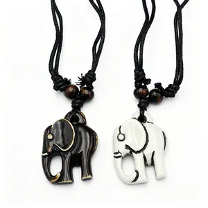 Vintage Hars Olifant Hanger Ketting Voor Heren Dames Etnische Faux Bone Gesneden Dier Charm Verstelbare Touwketting