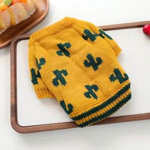 Suéter de punto amarillo para mascotas con patrones de cactus verdes para perros y gatos