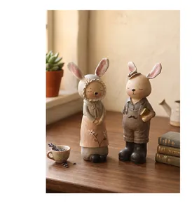 Detalle de figuras de conejos de dibujos animados estilo Zakka para decoración de escritorio