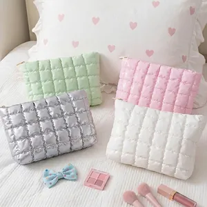 Quilted Puffer Cosmetic Bag PU Leather Bubble Pattern Makeup Organizer Travel Toiletries Storage Portable Zipper Pouch