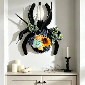 Ghirlanda di ragno nero di Halloween con fiori artificiali per decorazione murale
