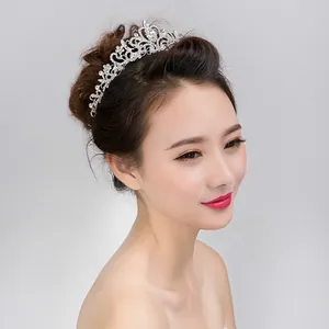 Luxus Legierung Strass Hochzeit Krone Elegante Braut Tiara Für Damen Blumen Herz Muster Hohl Kopfschmuck Bankett Schmuck