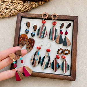 Handgefertigte Ethno Holz Harz Patchwork Ohrringe Neues Chinesisches Vintage Tropfen Blatt Ohrringe Silber Ohrringpfosten Damen Schmuck