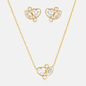 Conjunto de Joyas de Acero Inoxidable Chapado en Oro de 18K con Collar y Pendientes de Botón Strass Corazón Marquesa para Mujer Regalo Elegante