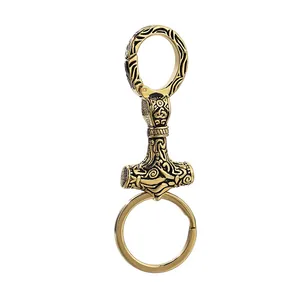 Portachiavi Martello di Thor vichingo dorato vintage con incisioni e doppi anelli